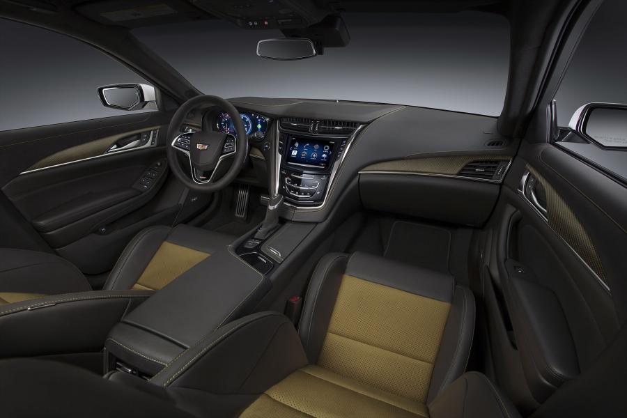 Интерьер Cadillac CTS-V 2016 года  (NA) (фото 33 из 34)